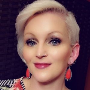 Meet your Posher, Tabitha